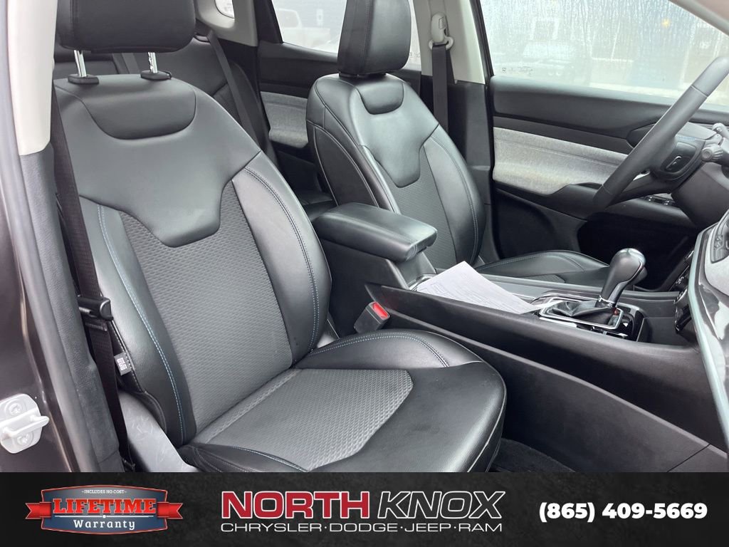 Used 2022 Jeep Compass Latitude w/ Sun and Sound Group image 11