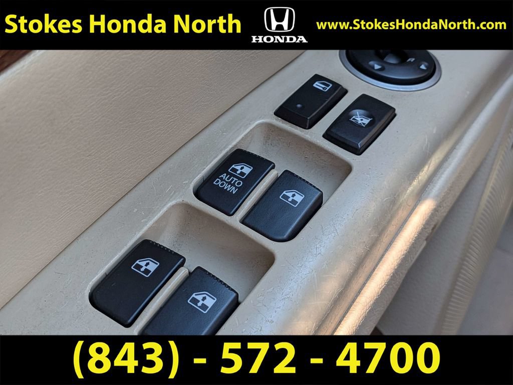 Used 2009 Hyundai Santa Fe Limited FWD image 29