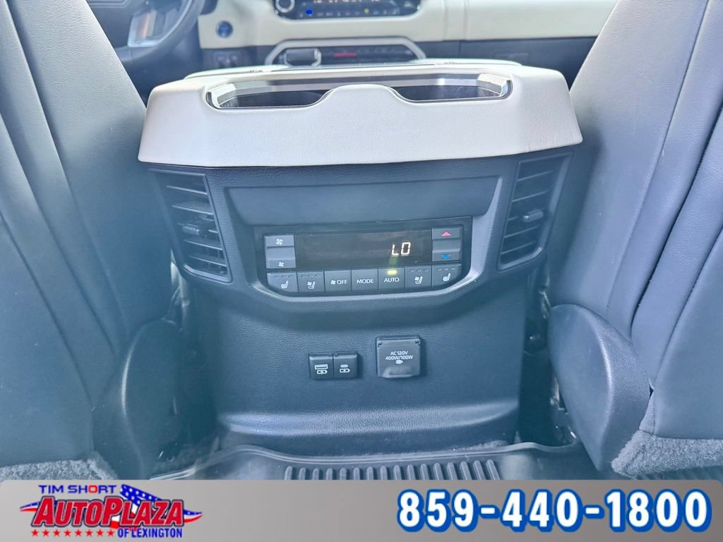 Used 2023 Toyota Sequoia Capstone AWD/4WD image 36
