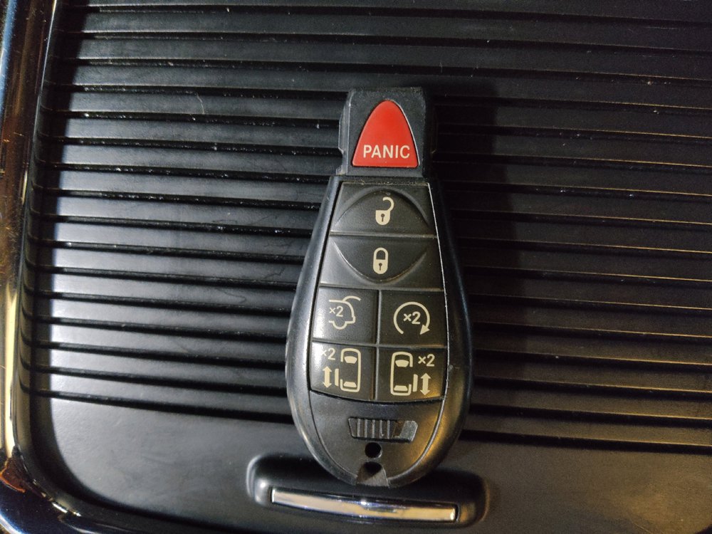 Used 2020 Dodge Grand Caravan GT FWD image 32
