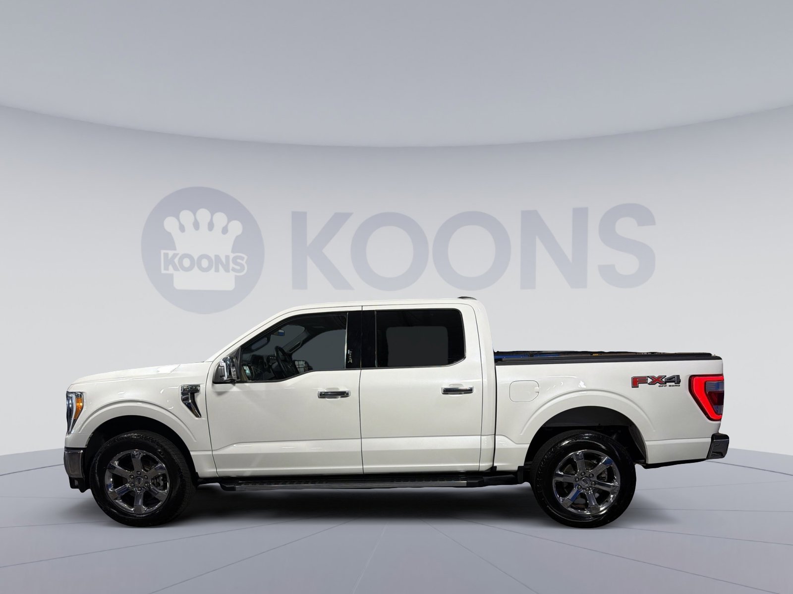 Used 2021 Ford F150 Lariat AWD/4WD image 2