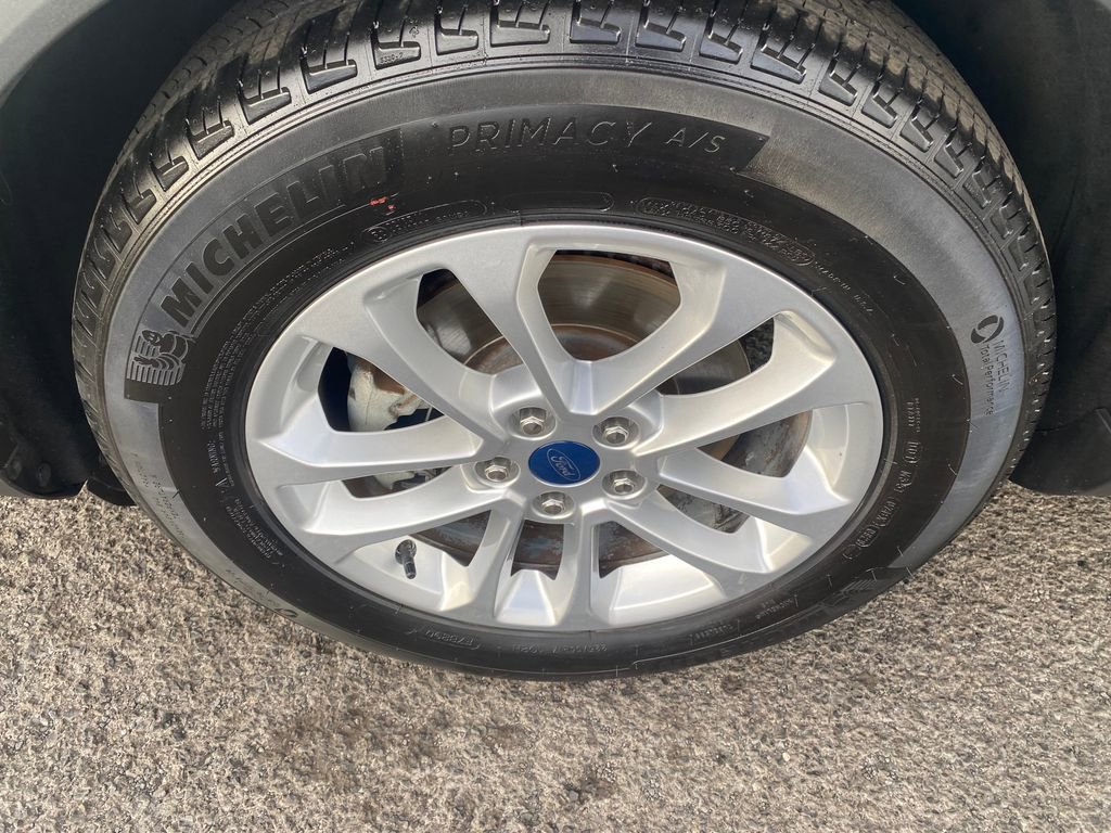 Used 2020 Ford Escape SE FWD image 9