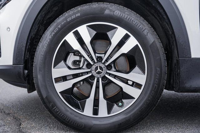 Certified 2025 Mercedes-Benz GLB 250 4MATIC image 19