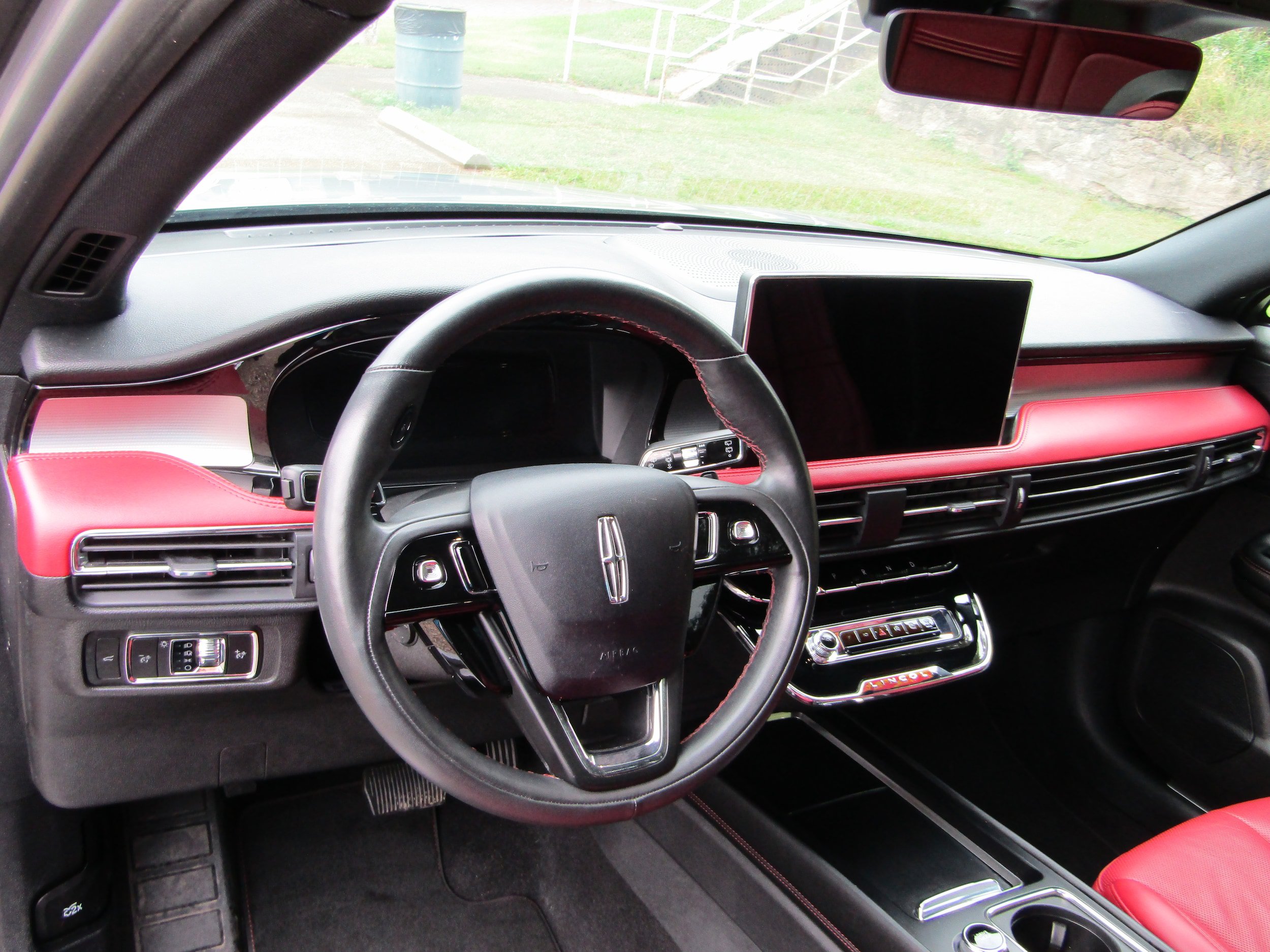 Used 2024 Lincoln Corsair Reserve w/ Equipment Group 201A AWD/4WD image 12