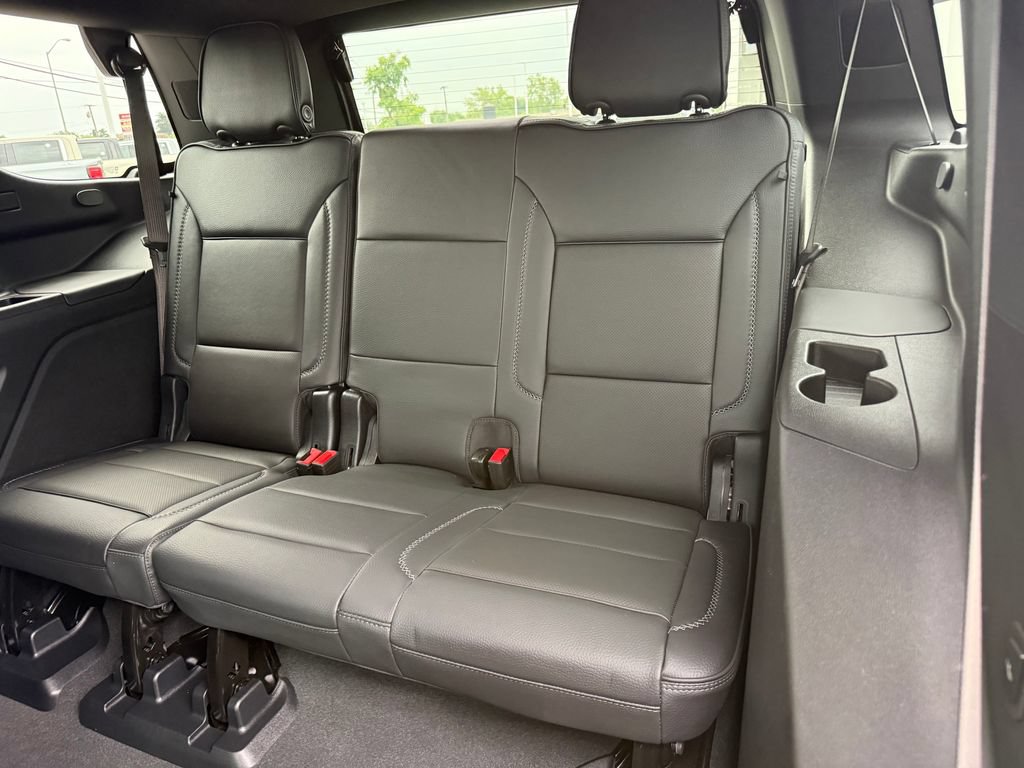 Used 2025 GMC Yukon Denali w/ Sun & Power Step Package AWD/4WD image 24
