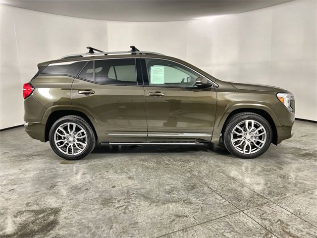 Certified 2024 GMC Terrain Denali w/ Denali Premium Package image 9