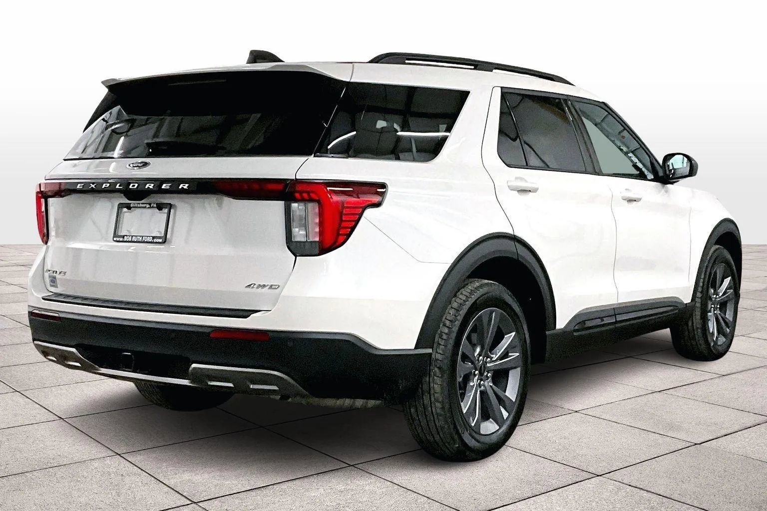 New 2026 Ford Explorer Active w/ Active Comfort Package image 11