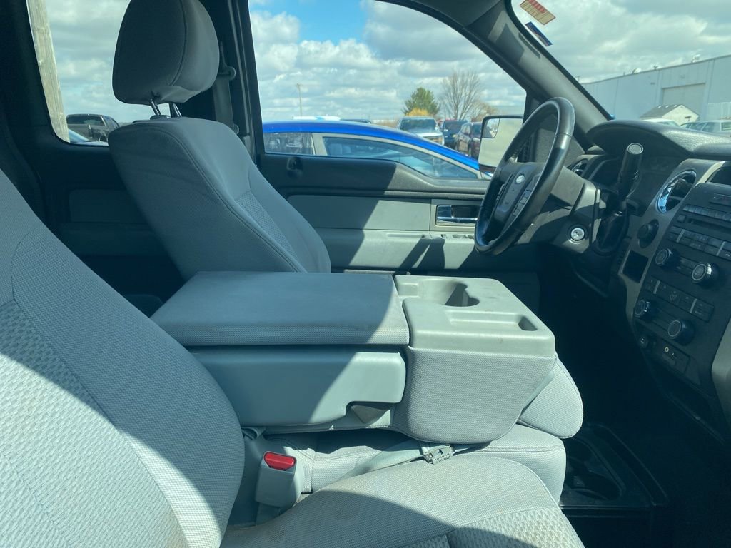 Used 2011 Ford F150 XLT w/ XLT Convenience Pkg image 6
