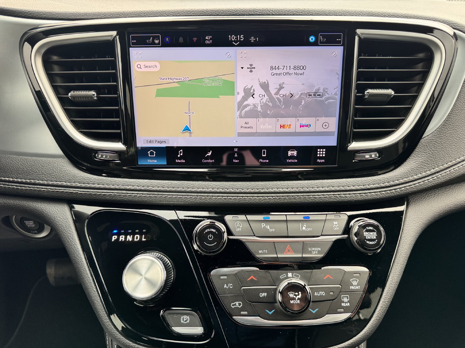 New 2026 Chrysler Pacifica Limited w/ S Appearance Package FWD image 20