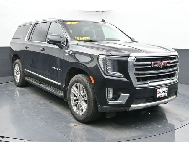Used 2022 GMC Yukon XL SLT w/ SLT Luxury Package image 2