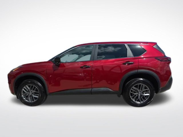 Used 2023 Nissan Rogue S FWD image 3