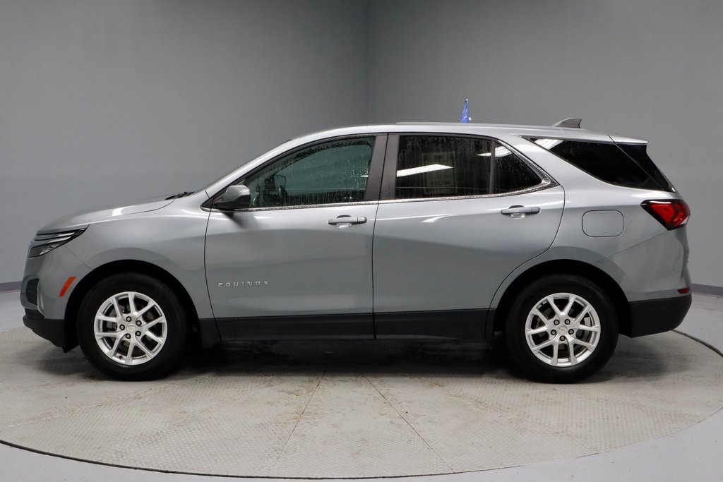 Used 2024 Chevrolet Equinox LT w/ LPO, Floor Liner Package image 9