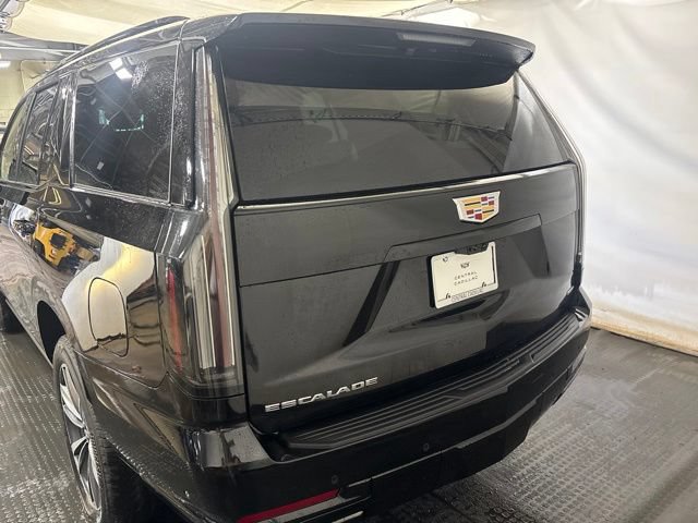 New 2026 Cadillac Escalade Sport w/ Touring Package AWD/4WD image 4