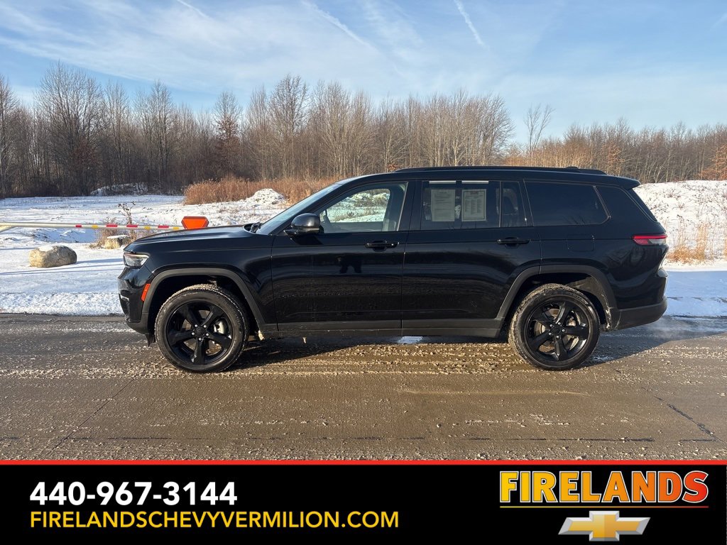 Used 2024 Jeep Grand Cherokee L Limited w/ Black Appearance Package image 6