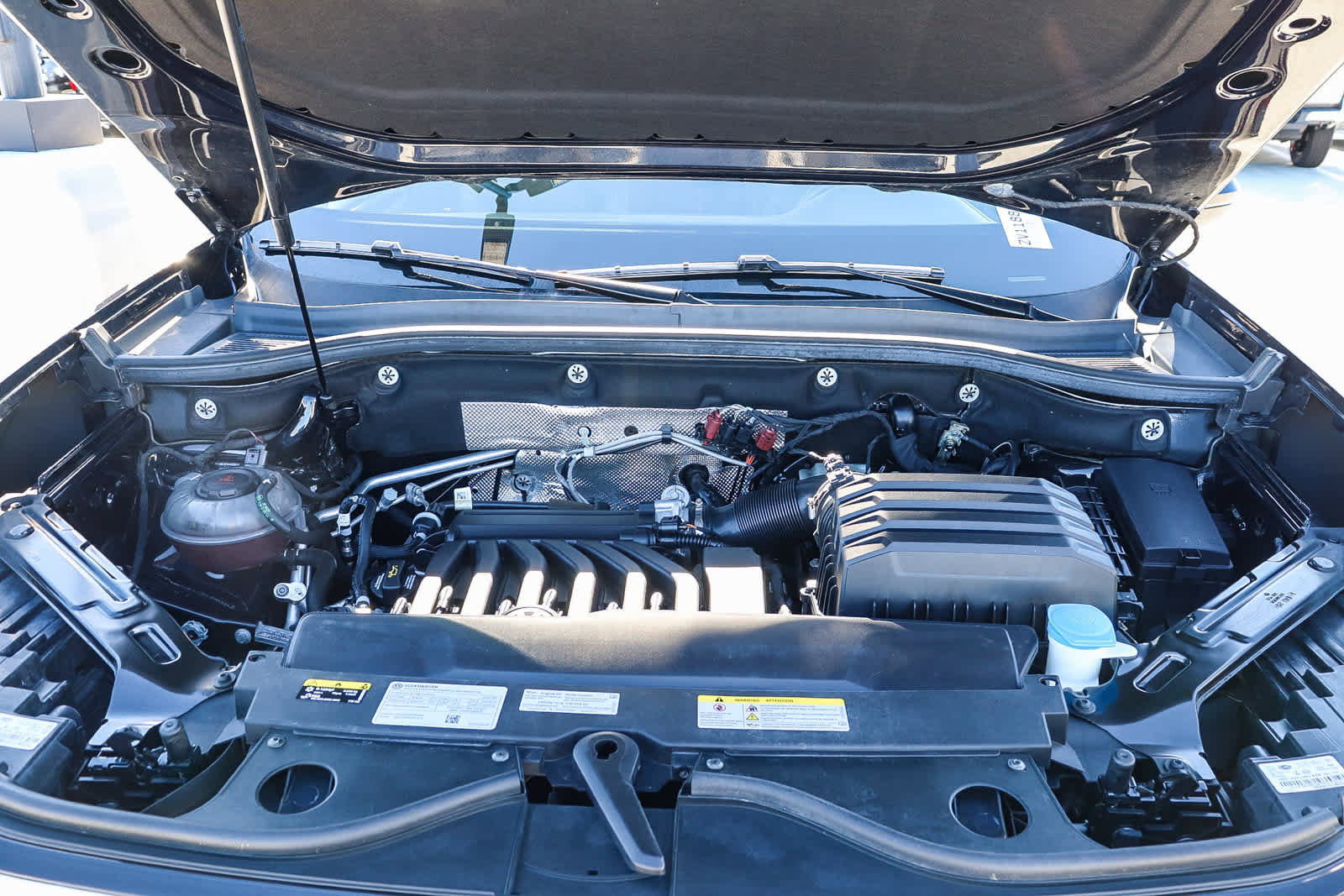 Used 2022 Volkswagen Atlas SE w/ Panoramic Sunroof Package image 31