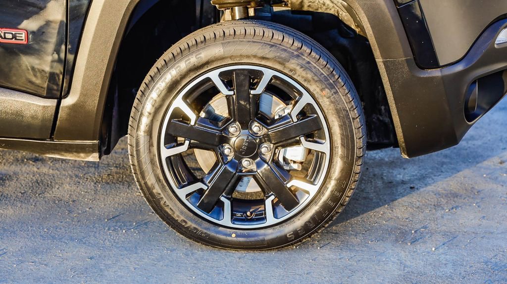 Certified 2023 Jeep Renegade Trailhawk image 11