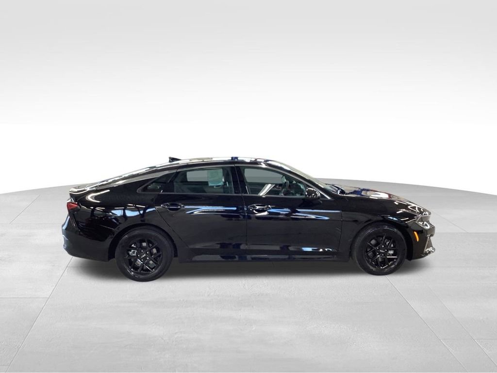 Certified 2025 Kia K5 LXS FWD image 4