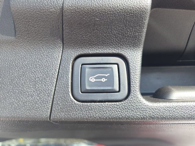 Used 2022 GMC Acadia Denali w/ Denali Ultimate Package image 48