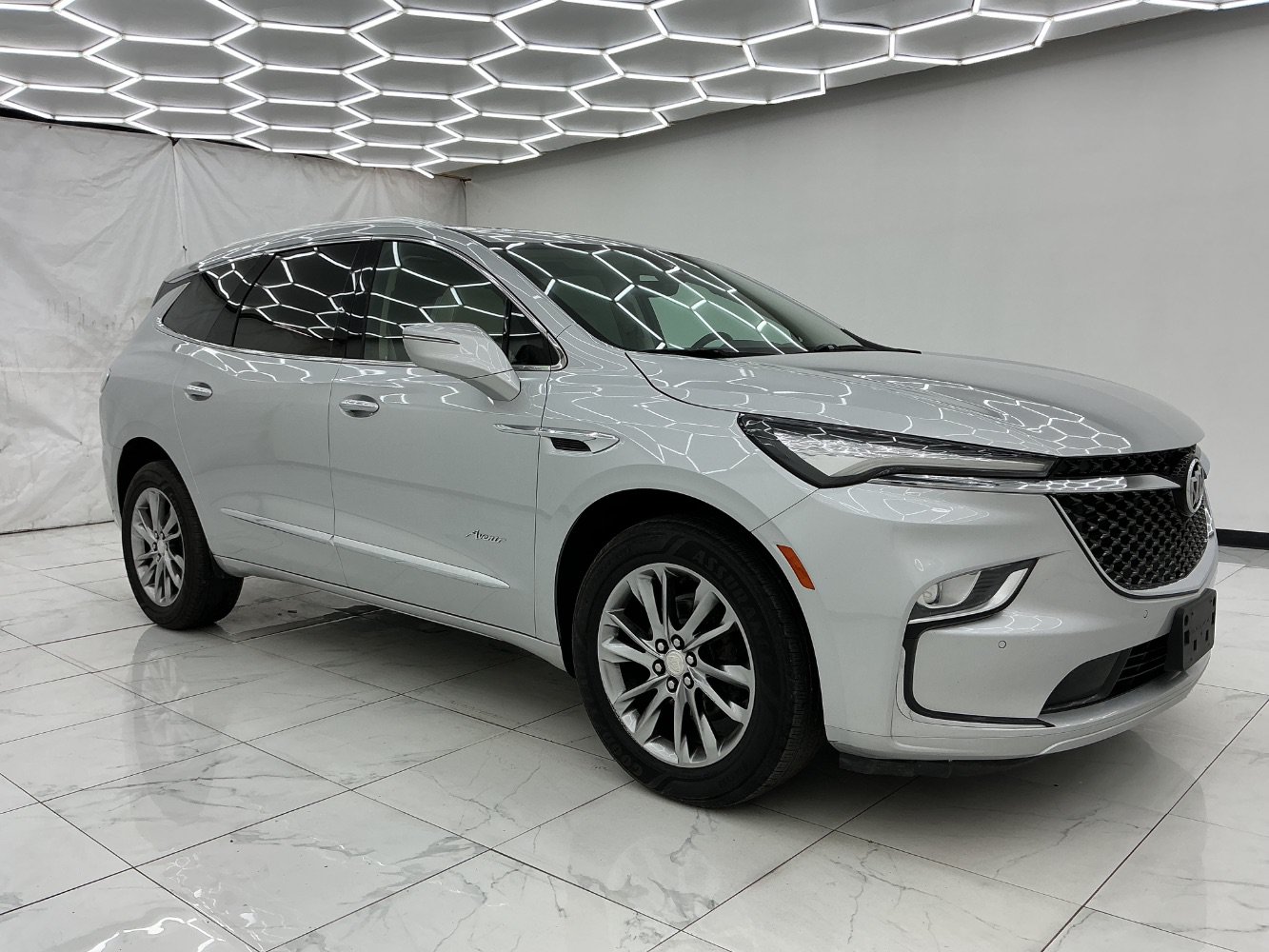 Used 2022 Buick Enclave Avenir w/ Trailering Package, 5000 lbs. AWD/4WD image 7