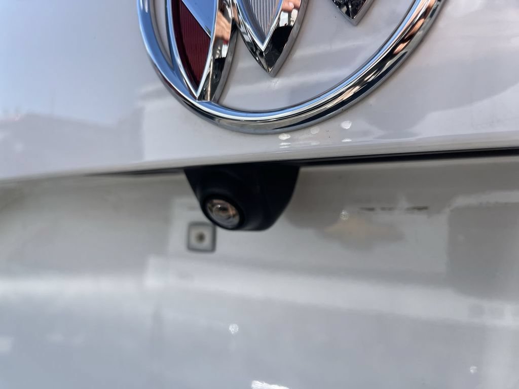 Used 2022 Buick Envision Preferred FWD image 10