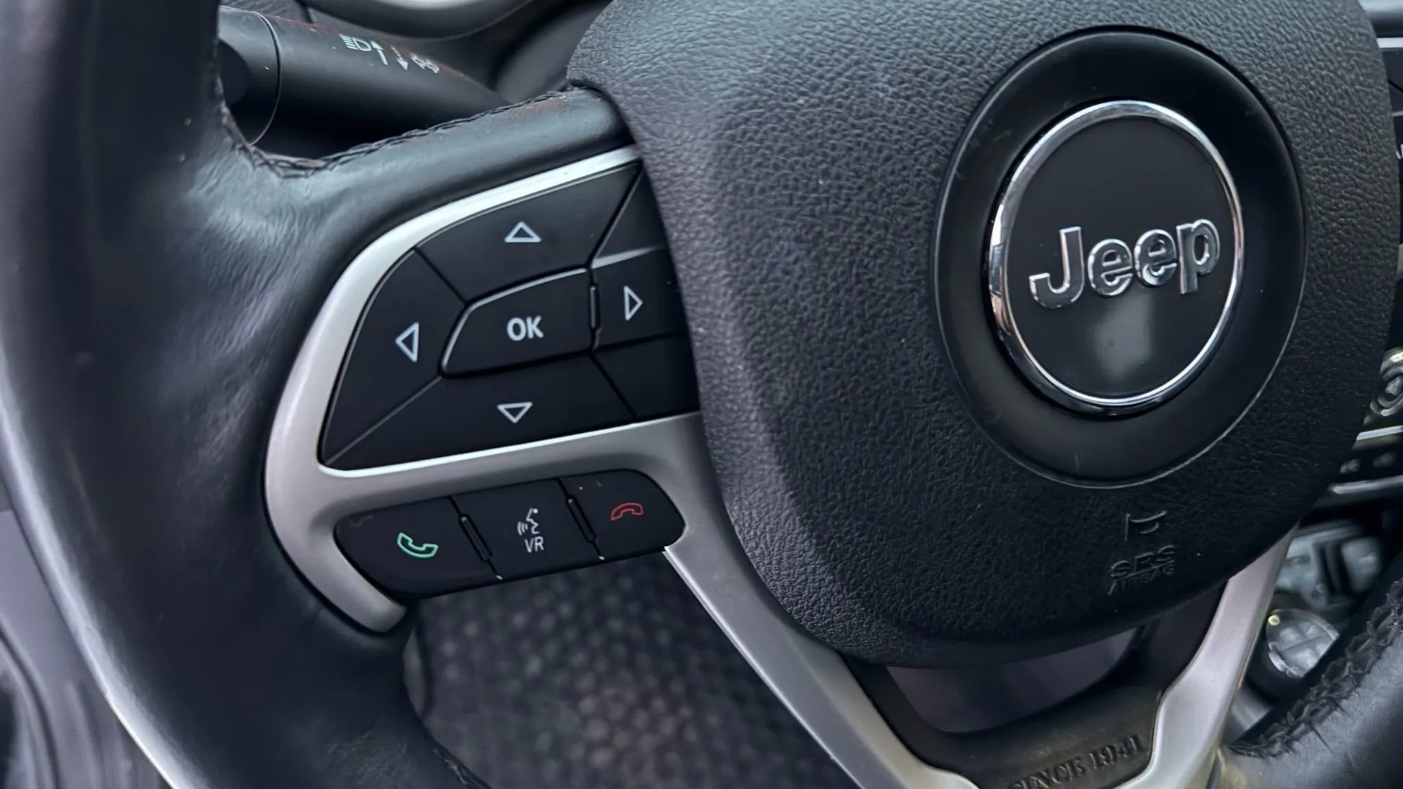 Used 2016 Jeep Cherokee Trailhawk image 17