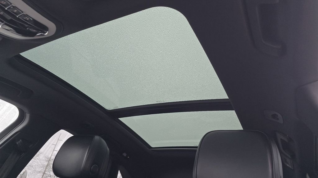 Used 2022 Porsche Macan image 3