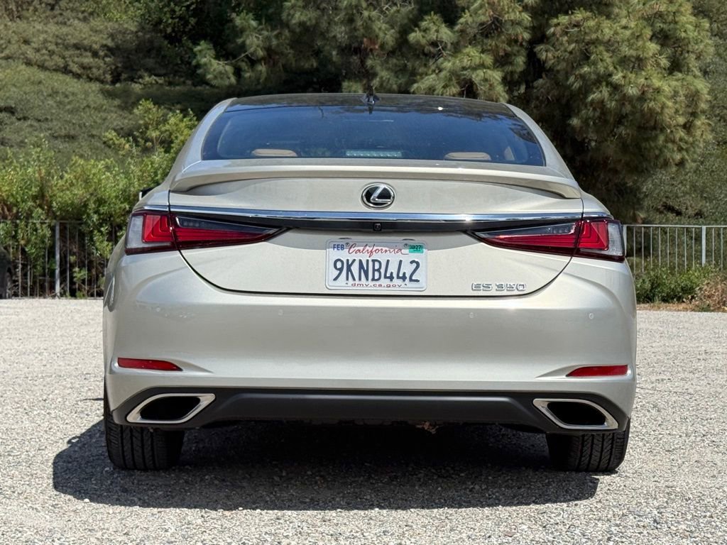 Used 2024 Lexus ES 350 w/ Premium Package image 10
