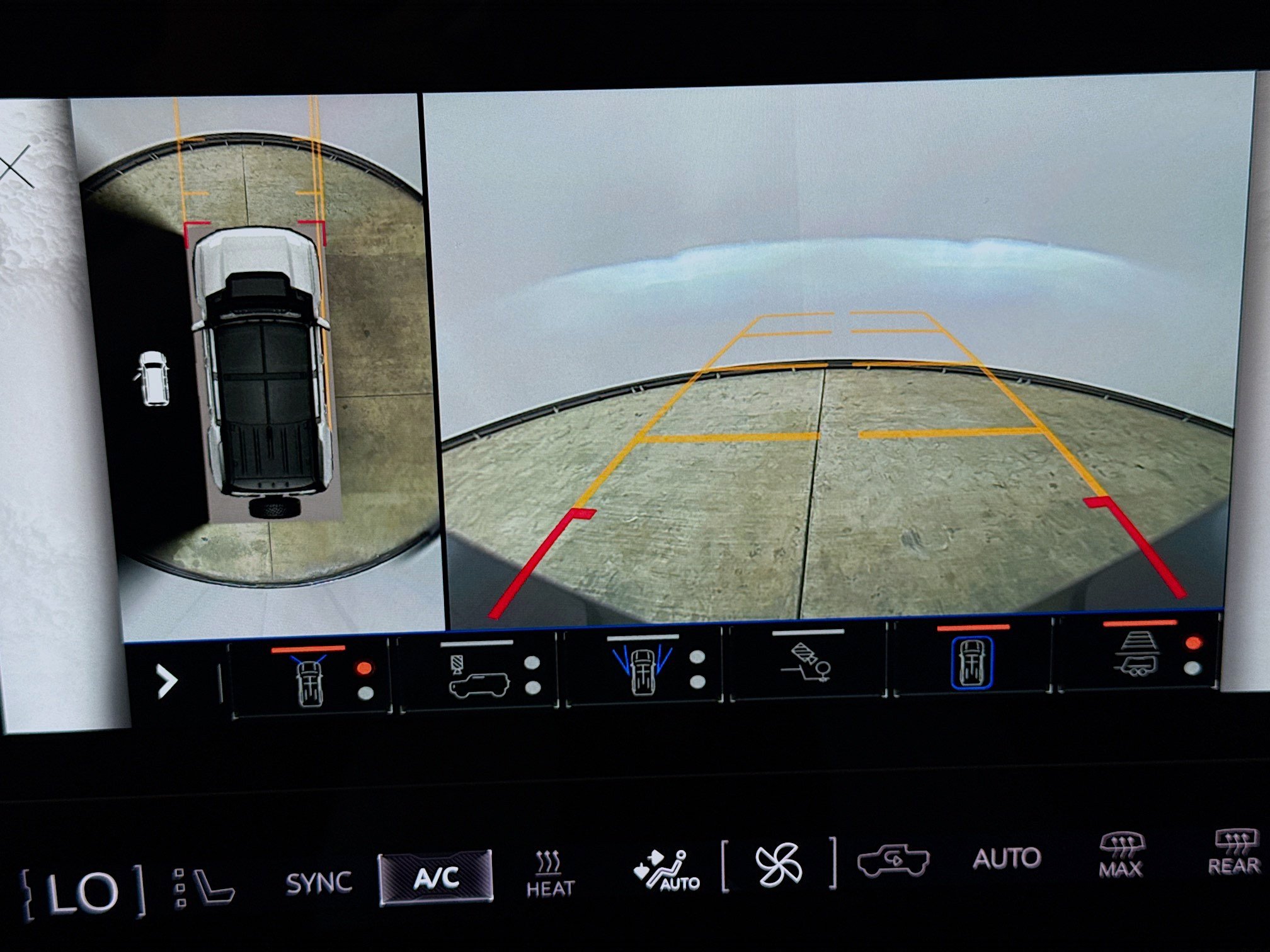 Used 2024 GMC Hummer EV 3X AWD/4WD image 16