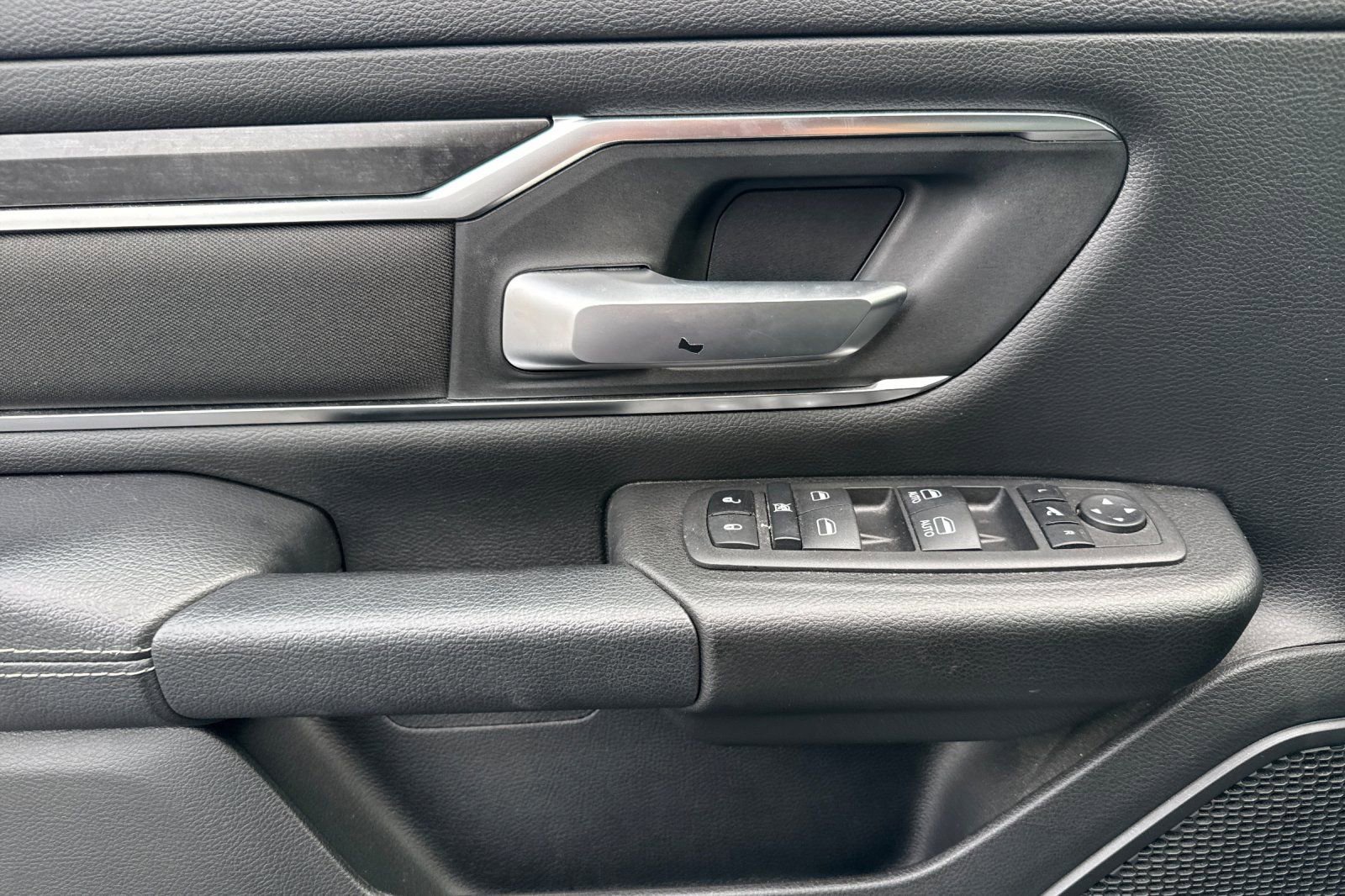 Used 2024 RAM 1500 Big Horn image 10