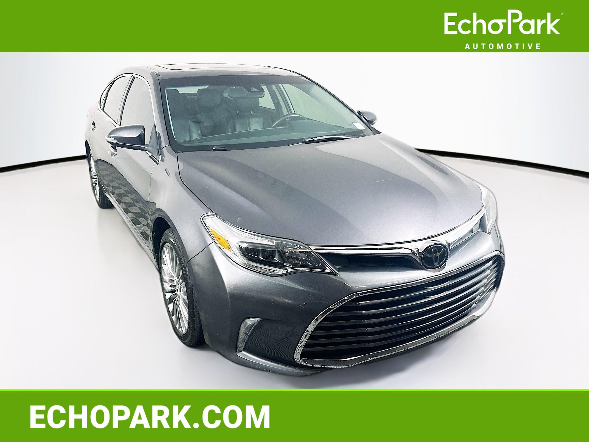 Used 2016 Toyota Avalon Limited w/ Toyota Safety Sense Package FWD image 1