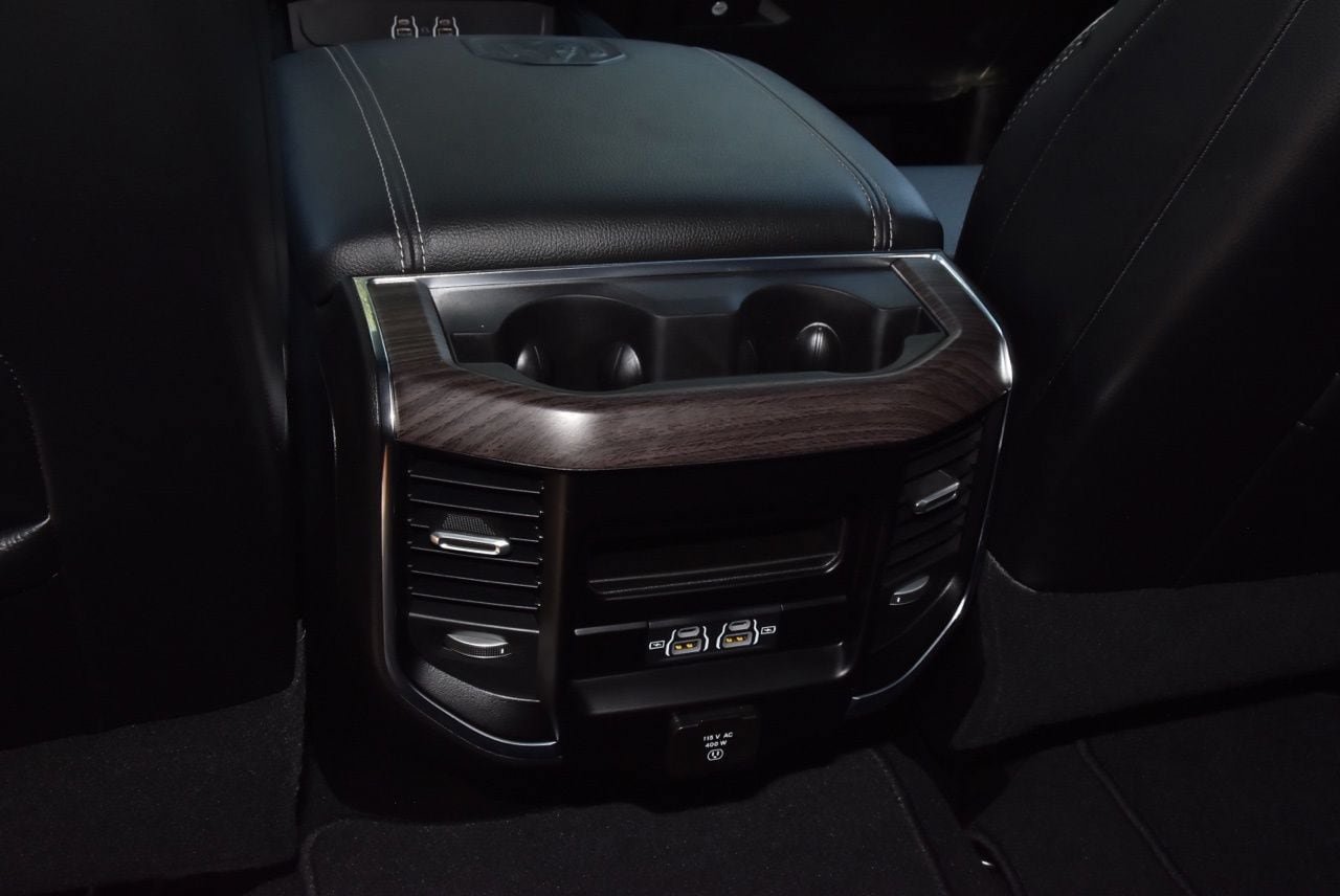 Used 2025 RAM 2500 Laramie w/ Night Edition AWD/4WD image 18