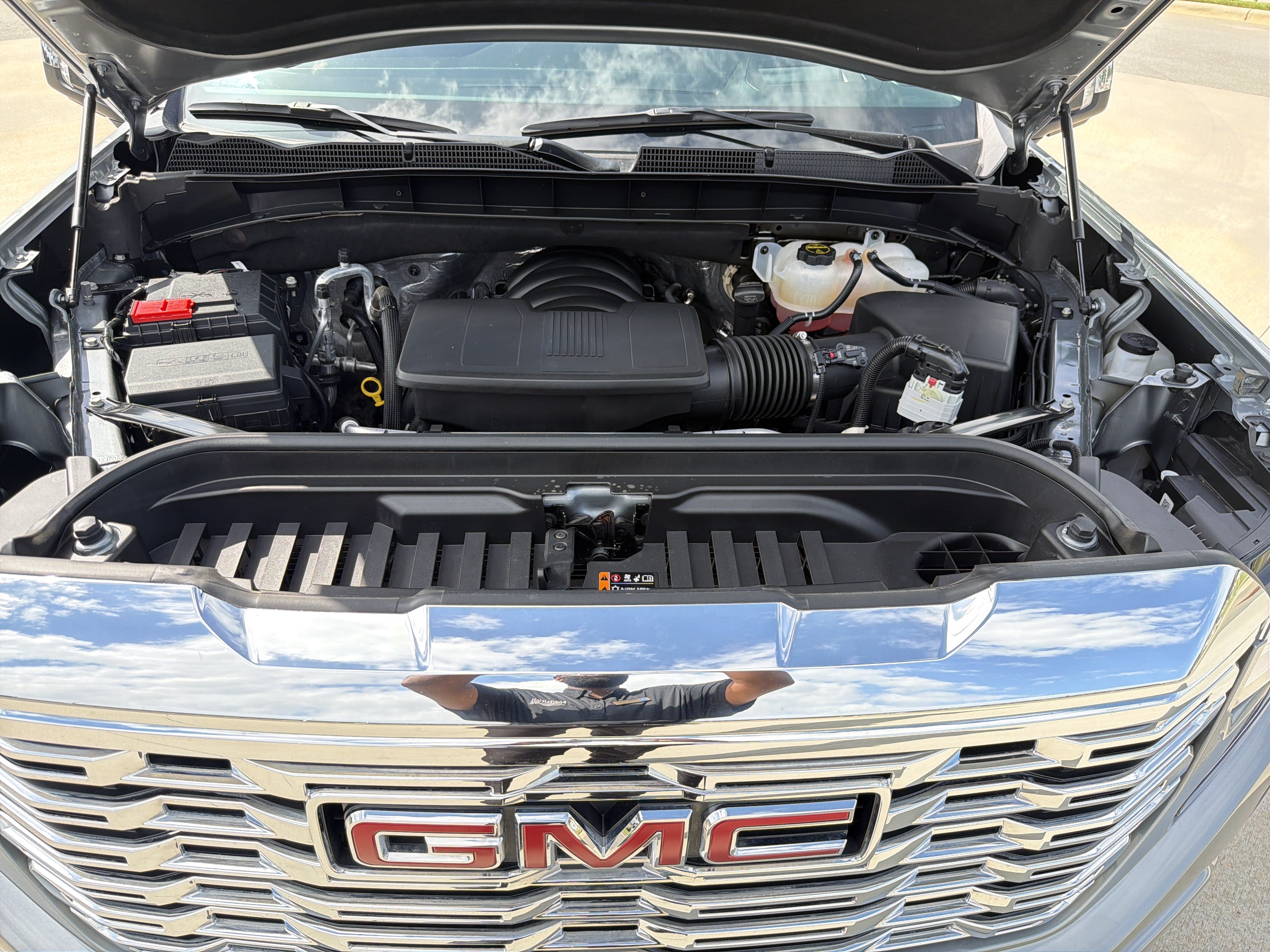 Used 2025 GMC Sierra 1500 Denali AWD/4WD image 33