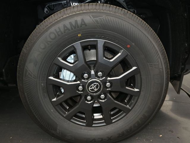 New 2026 Toyota 4Runner SR5 RWD image 16