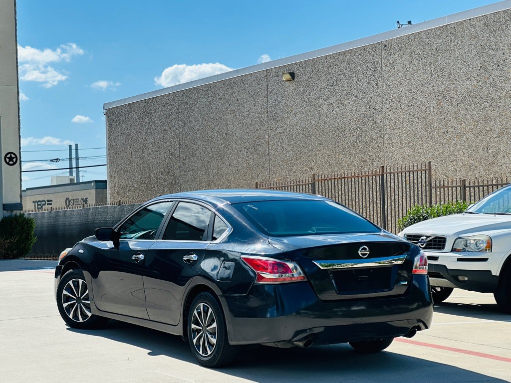 Used 2015 Nissan Altima 2.5 S FWD image 7