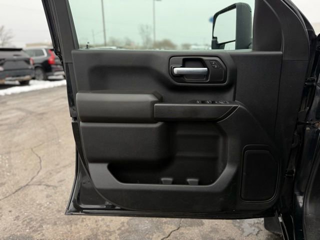 Used 2021 GMC Sierra 2500 4x4 Crew Cab w/ Gooseneck/5TH Wheel Package image 10