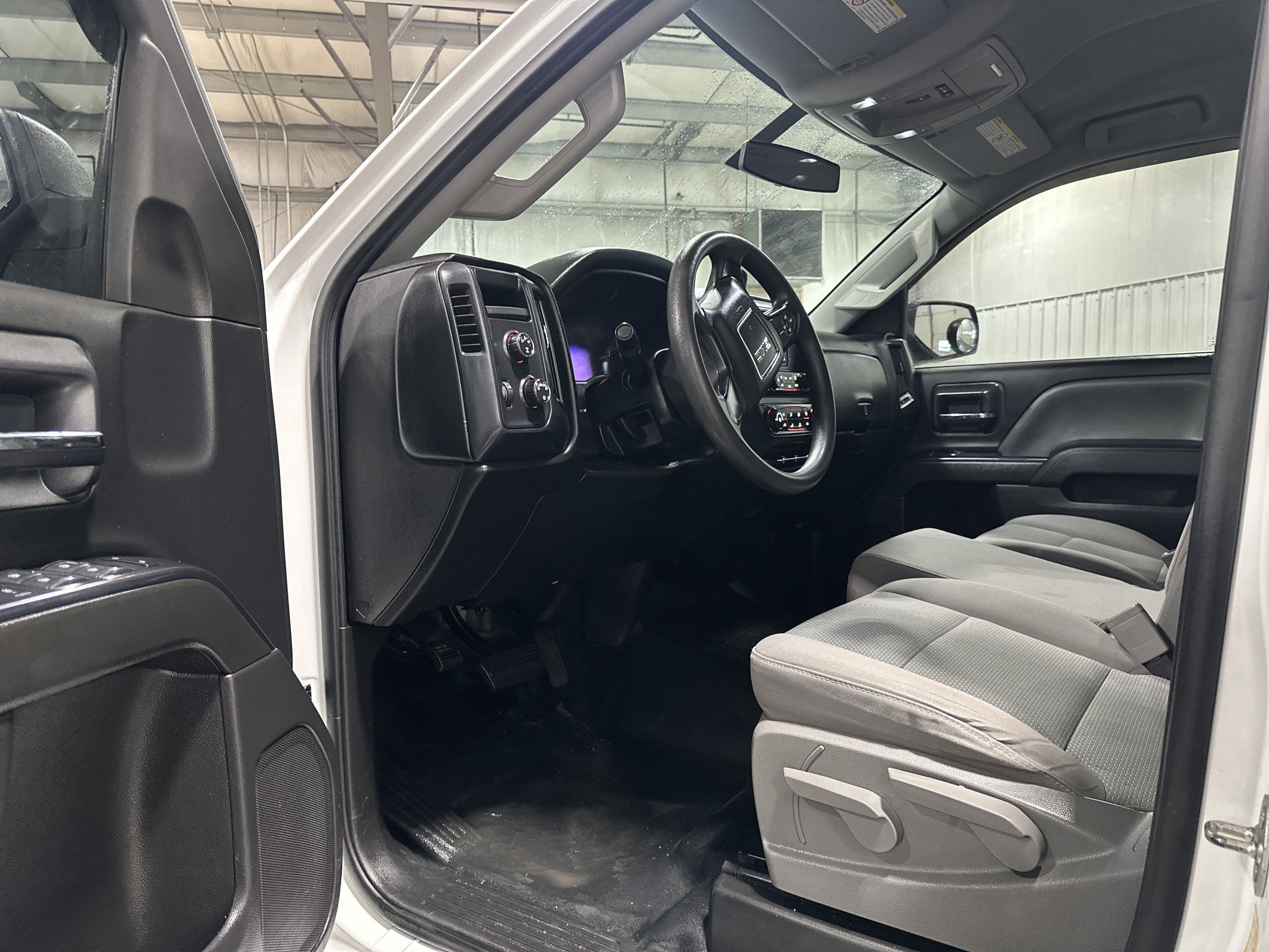 Used 2015 GMC Sierra 2500 4x4 Crew Cab image 8