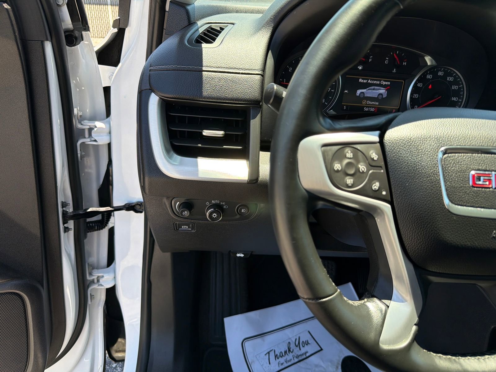 Used 2024 GMC Terrain SLT FWD image 16