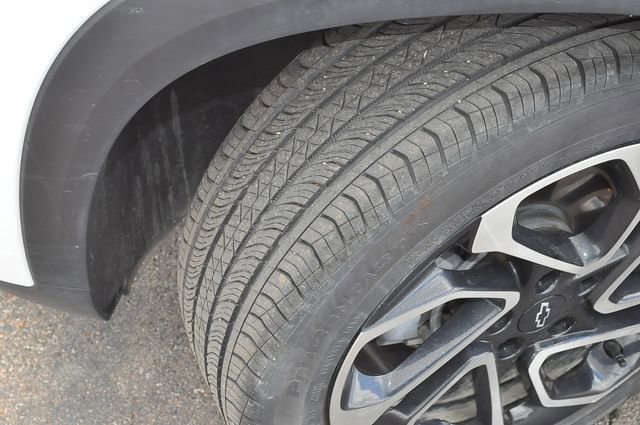 Used 2025 Chevrolet Trax RS w/ Driver Confidence Package image 38