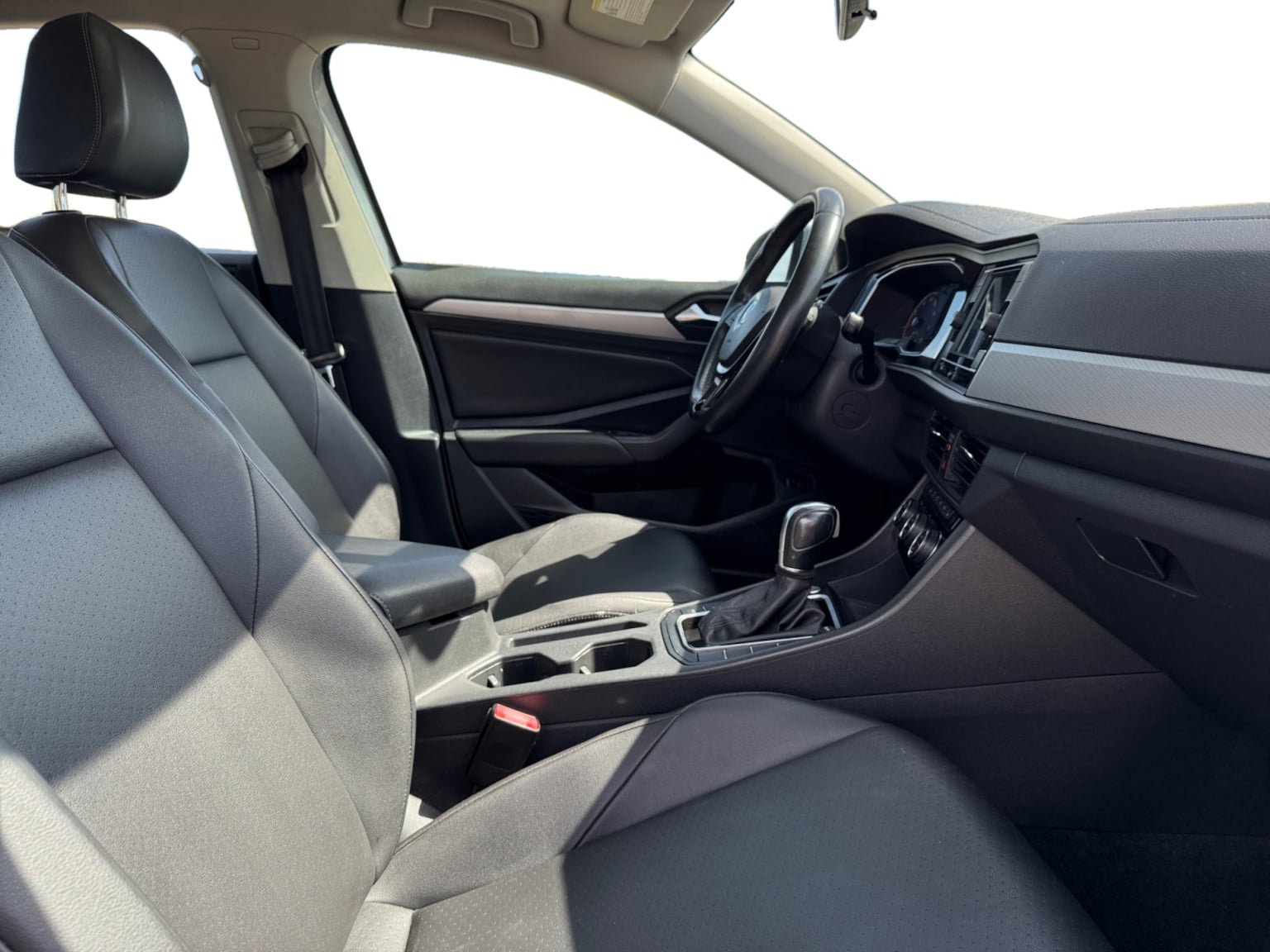Used 2019 Volkswagen Jetta SE FWD image 17