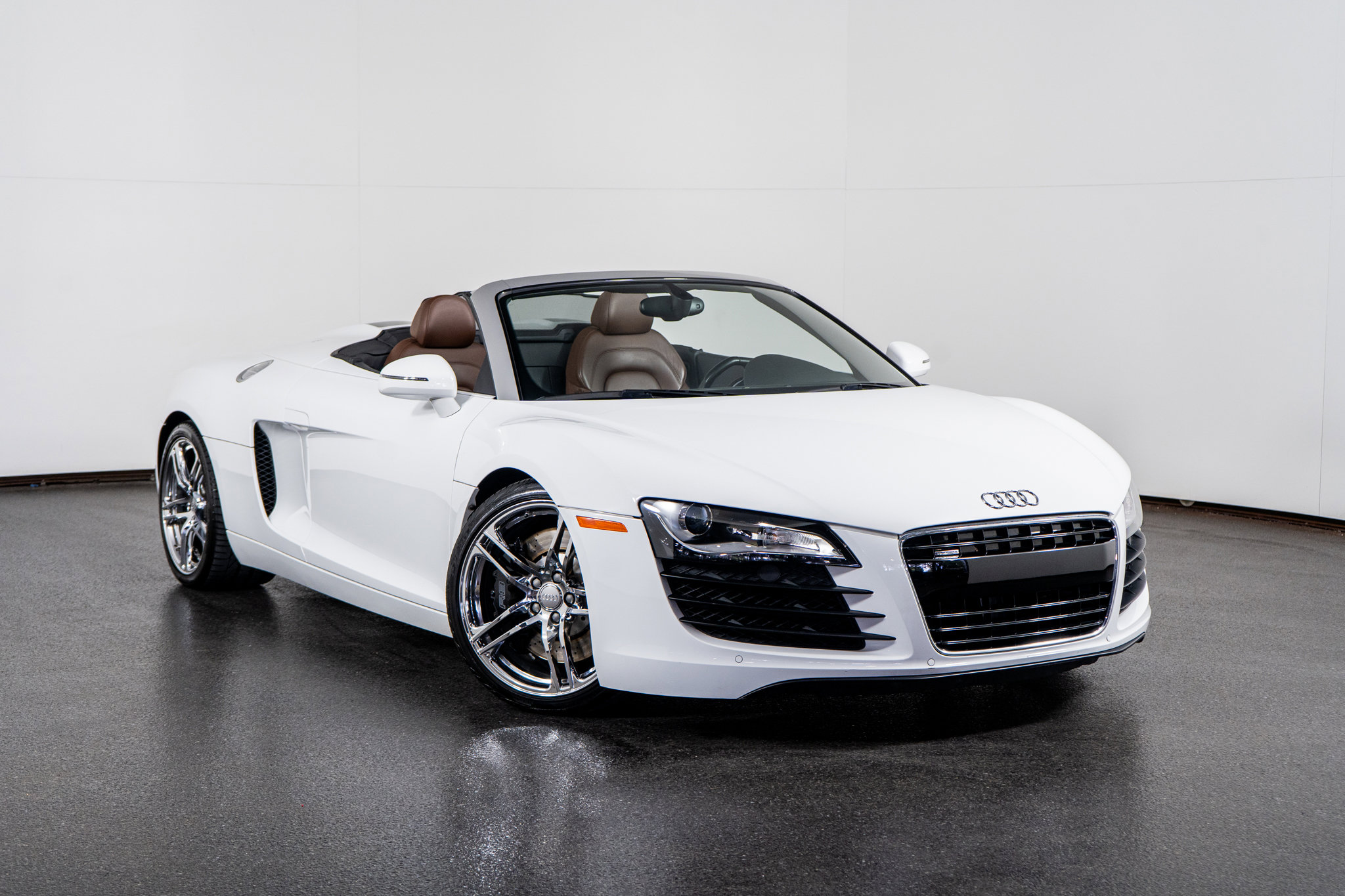 Used 2011 Audi R8 V8 image 47
