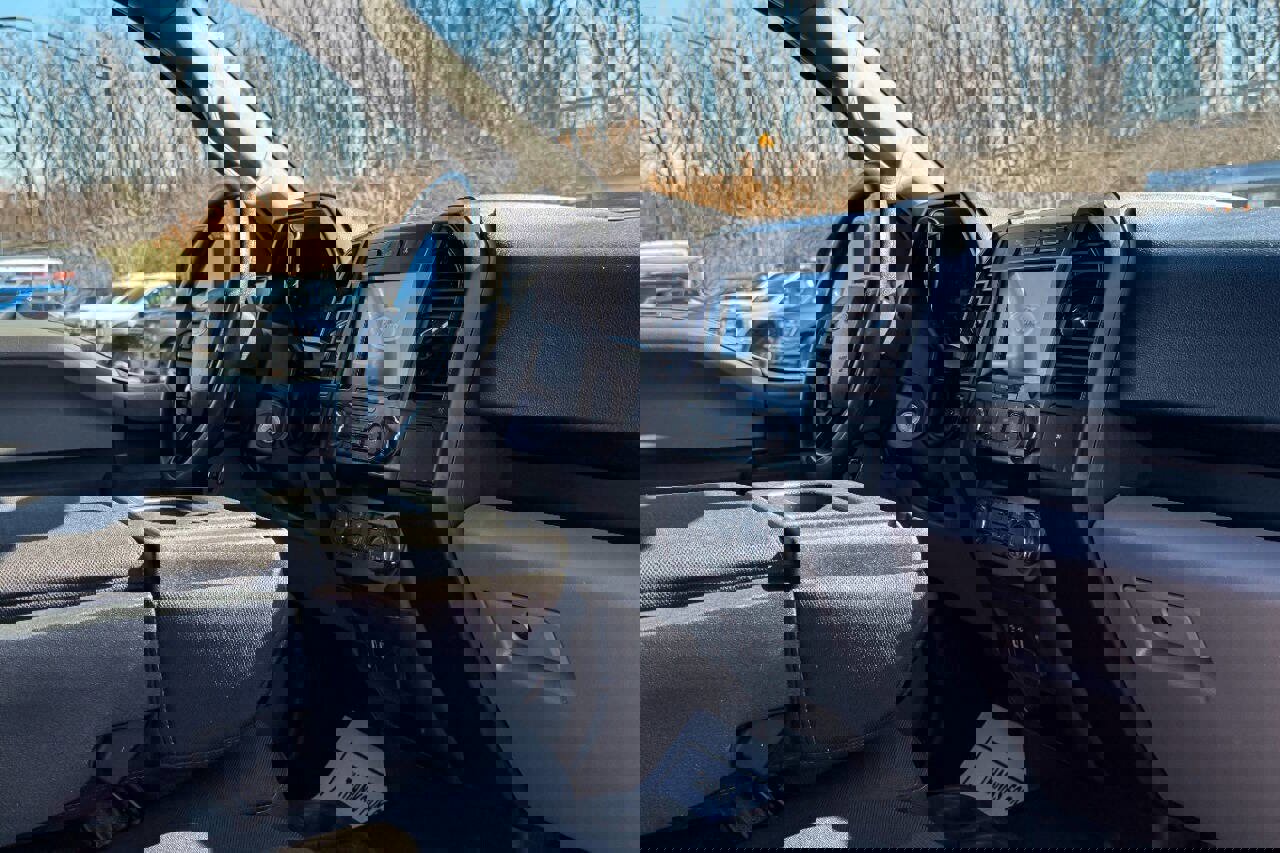 Used 2019 Ford F150 XL w/ Equipment Group 101A Mid image 11