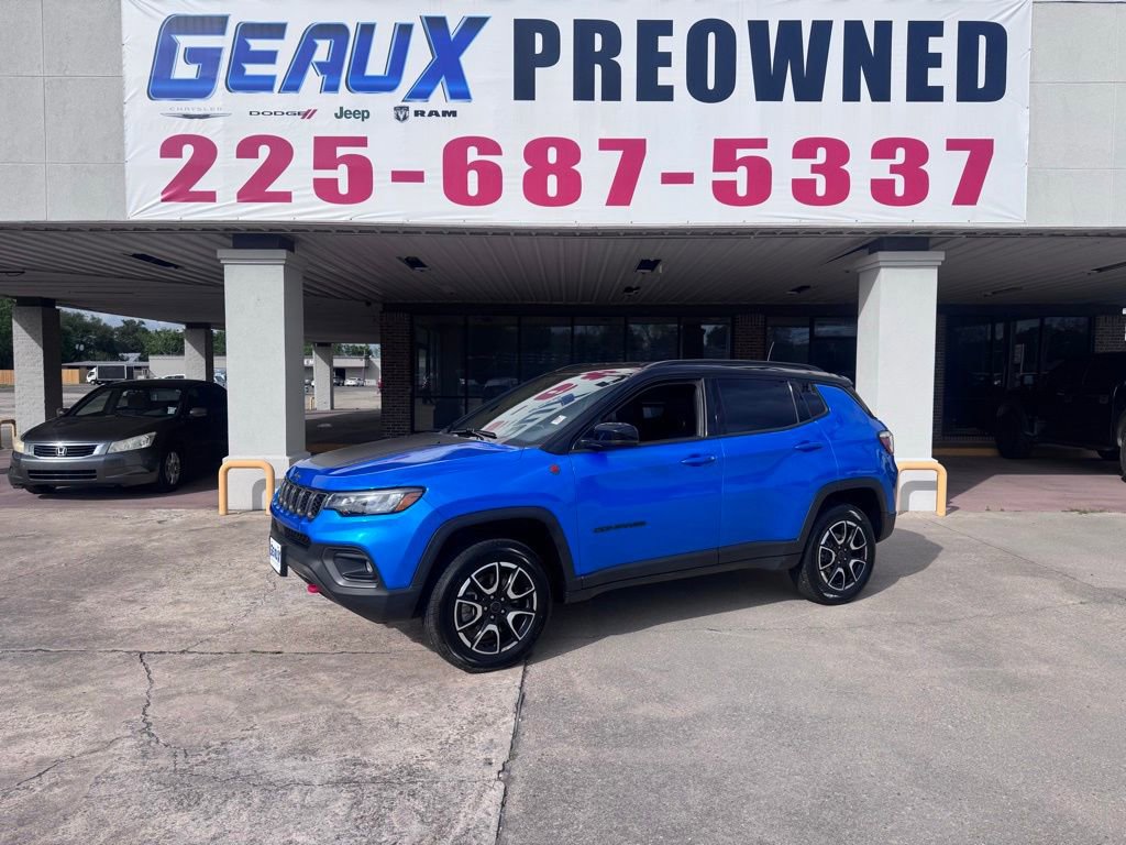 Used 2025 Jeep Compass Trailhawk