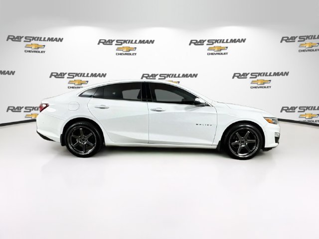 Used 2020 Chevrolet Malibu Premier FWD image 8