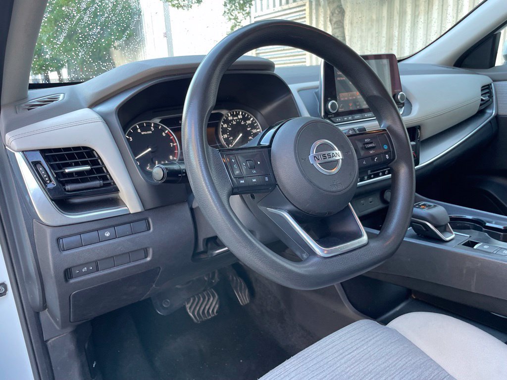 Used 2021 Nissan Rogue SV AWD/4WD image 10