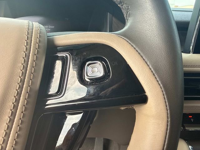 Used 2024 Lincoln Aviator Reserve w/ Equipment Group 201A image 31