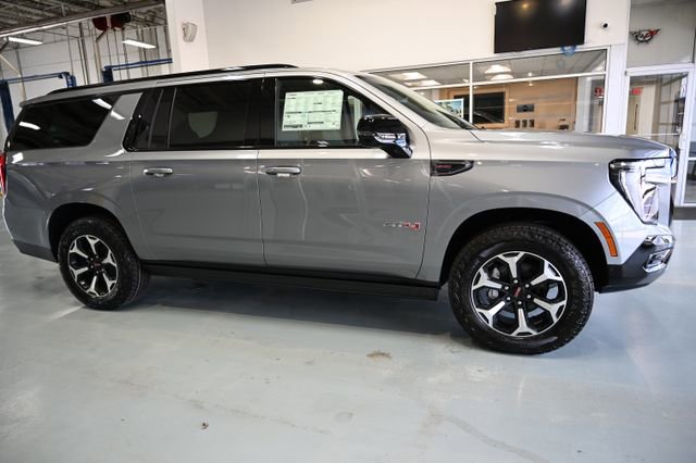 New 2026 GMC Yukon XL AT4 w/ AT4 Premium Plus Package image 4