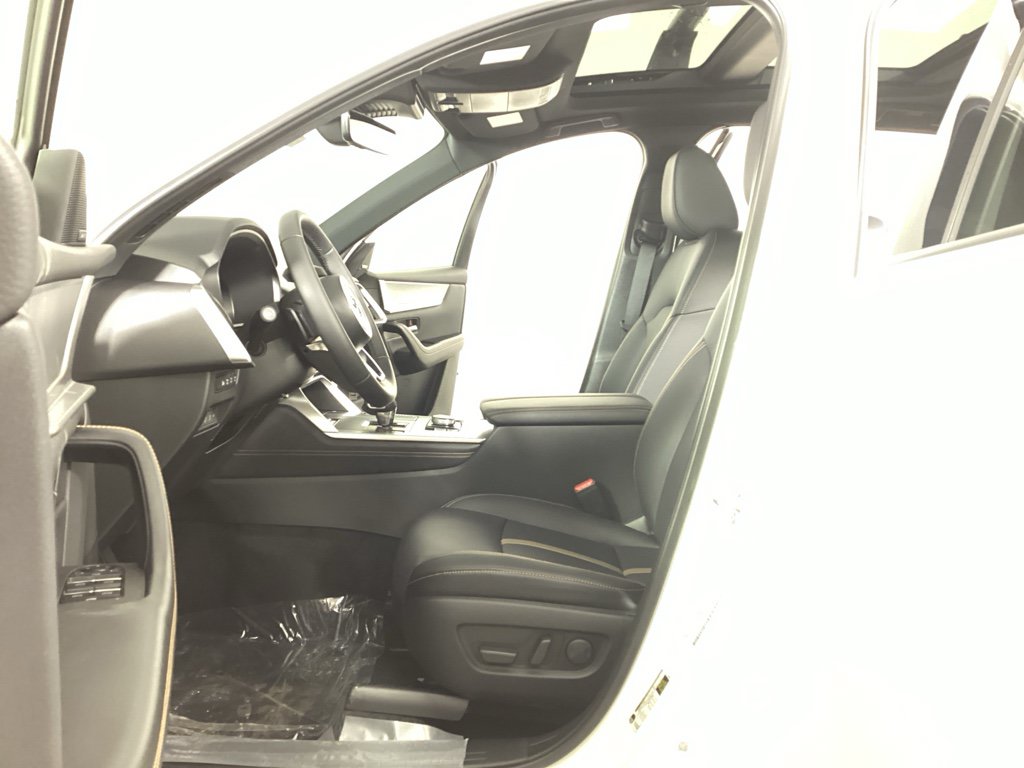 New 2026 MAZDA CX-70 3.3 Turbo w/ Premium Plus Pkg AWD/4WD image 19