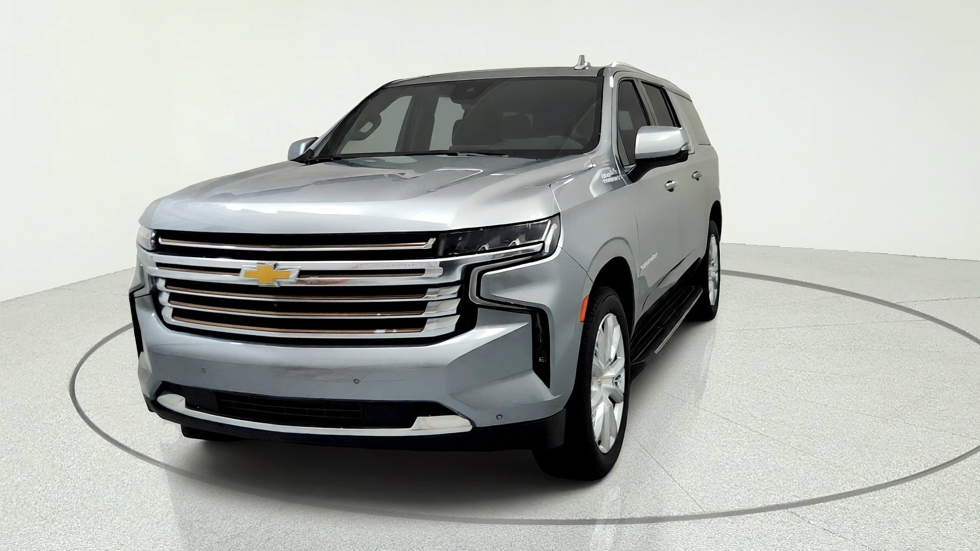 Used 2023 Chevrolet Suburban High Country AWD/4WD image 8