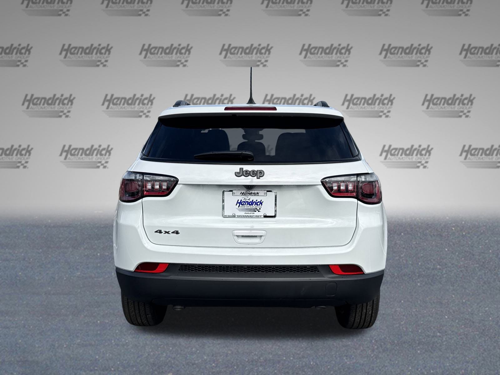 New 2026 Jeep Compass Latitude image 7