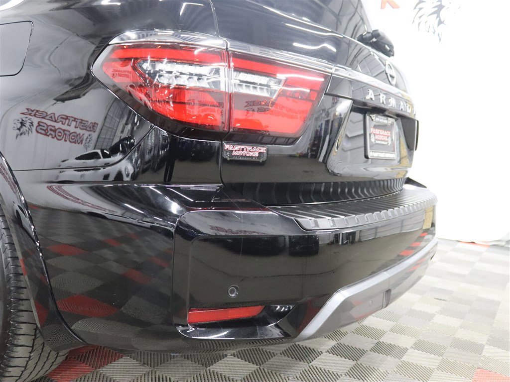 Used 2022 Nissan Armada SL w/ Captain's Chairs Package image 9